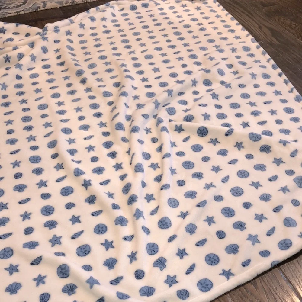 Target large blue and white super soft seashell beach print throw